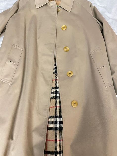 camden macintosh jacket burberry|burberry camden heritage.